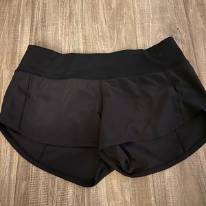 Lululemon Speed Up Shorts 2.5”